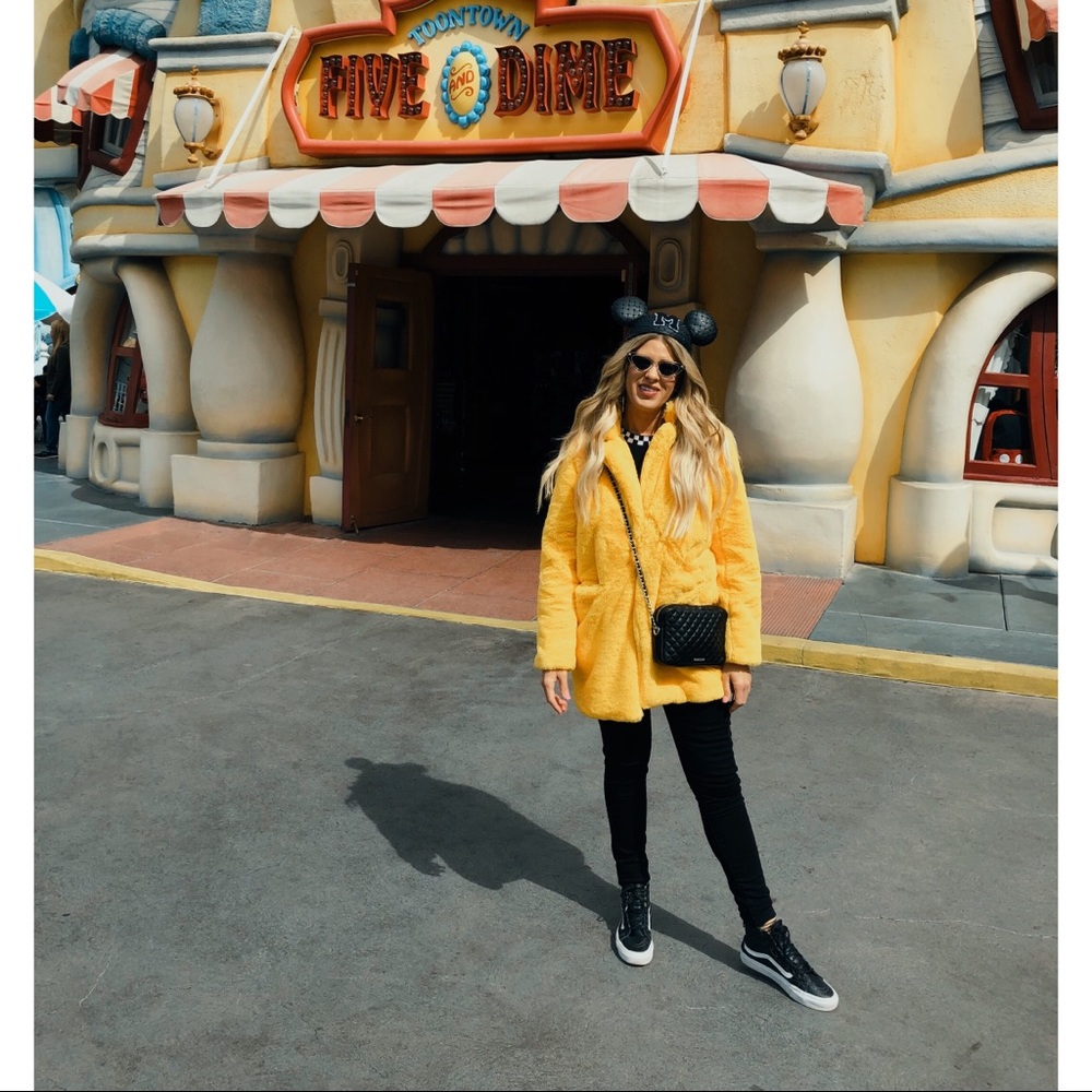 Meet your Posher, Krislyn